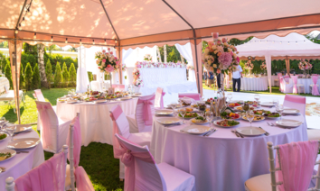 <p>Центр офисной мебели ОФИС ПЛЮС был основан в 2003 году и зарекомендовал себя как профессионального и надежного партнера на мебельном рынке. Сотрудничество с ведущими <br>российскими и зарубежными фабриками, а также наличие собственного высокотехнологичного производства позволяет нашей организации предложить широкий и актуальный ассортимент мебели для оснащения помещений любого предназначения, размера и планировки.</p>