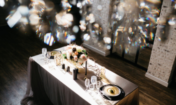 <p>Людям, которые ищут качественную и недорогую мебель, рекомендуется обратиться за помощью в филиал компании Росс - Мебель в Перми. Предлагаемая продукция сможет эффектно преобразить Ваше жилье или офис. Она внесет в Вашу жизнь уют, комфорт, удобство и красоту.</p><p>Качество нашего товара не вызывает сомнений. Подтверждением этому служит непрекращающийся поток благодарных клиентов, положительно отзывающихся о нашей компании, перед своими друзьями и знакомыми. Мы стараемся удовлетворить пожелания покупателей и заботимся об их интересах. Довольные клиенты — залог нашего успеха!<br>Мы работаем на мебельном рынке уже несколько лет и хорошо знаем эту индустрию. За это время нам удалось завоевать авторитет в среде деловых партнеров и заказчиков. С нами заключили контракты лучшие производители мебели Пермского края и других регионов необъятной страны, выпускающие свою продукцию на высокотехнологичном оборудовании.<br>Обратившись в наш мебельный магазин, Вы сэкономите деньги еще и потому, что он предоставляет товары по ценам производителя. К тому же, предприятием практикуется постоянное проведение акций и спецпредложений.</p>