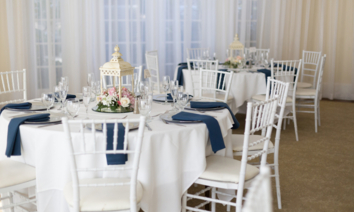 <p>Компания Альто в течении нескольких лет производит и продает торговое оборудование в Пензе для предприятий торговли.
</p><p>У нас имеется современный цех площадью 300 м2 по изготовлению торговой мебели (витрин, прилавков, стеллажей) из ЛДСП, стекла, алюминиевого профиля
</p><ul>
	<li>Изготовление по Вашим размерам, конфигурациям и цветам</li>
	<li>Сроки производства от 7 до 10 дней</li>
	<li>Размер аванса: 100%</li>
</ul>