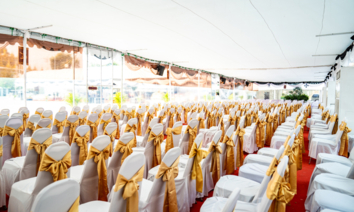 <p>Мы производим и продаем мебель многотысячными тиражами</p>